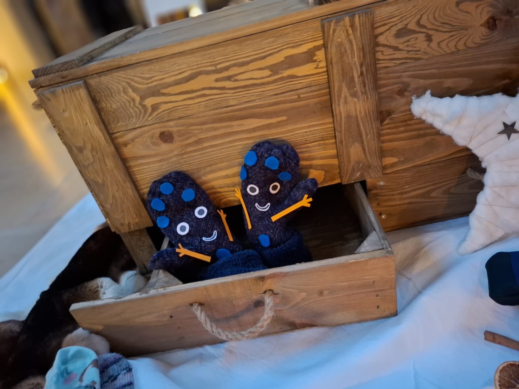 Gschichte-Chischte - Drei kleine Handschuhe - Pfarrei - Kirchgemeinde: St. Michael Kaisten und St. Maria Ittenthal, gehört zum Pastoralraum Region Laufenburg 22