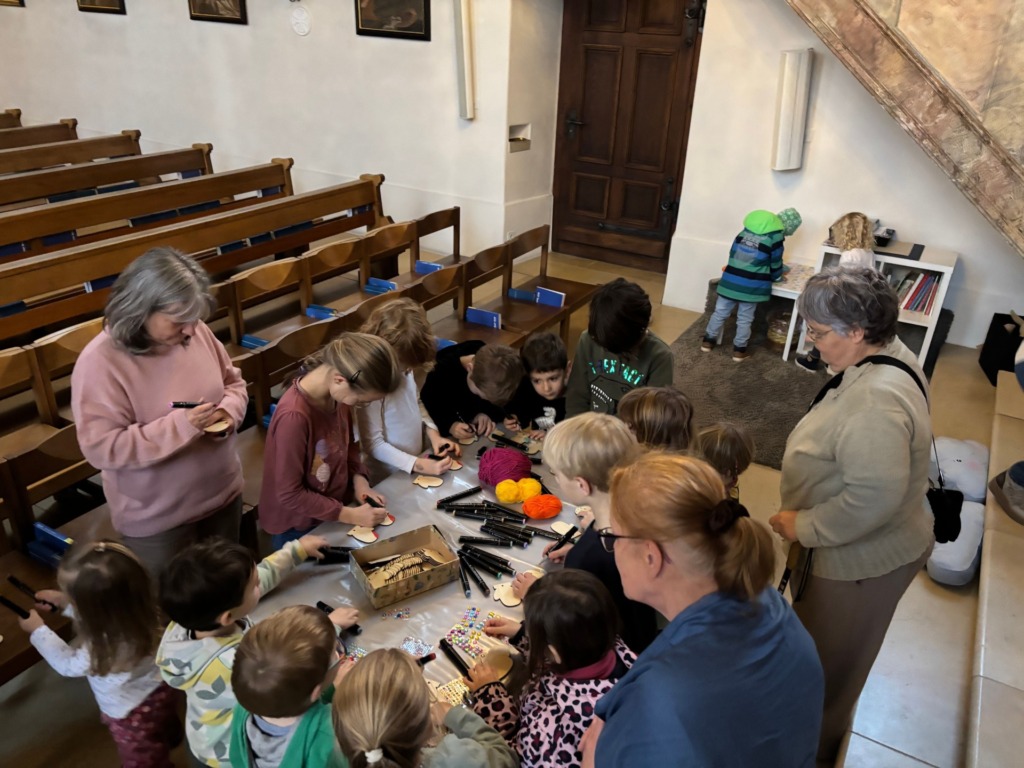 Gschichte-Chischte - Drei kleine Handschuhe - Pfarrei - Kirchgemeinde: St. Michael Kaisten und St. Maria Ittenthal, gehört zum Pastoralraum Region Laufenburg 26
