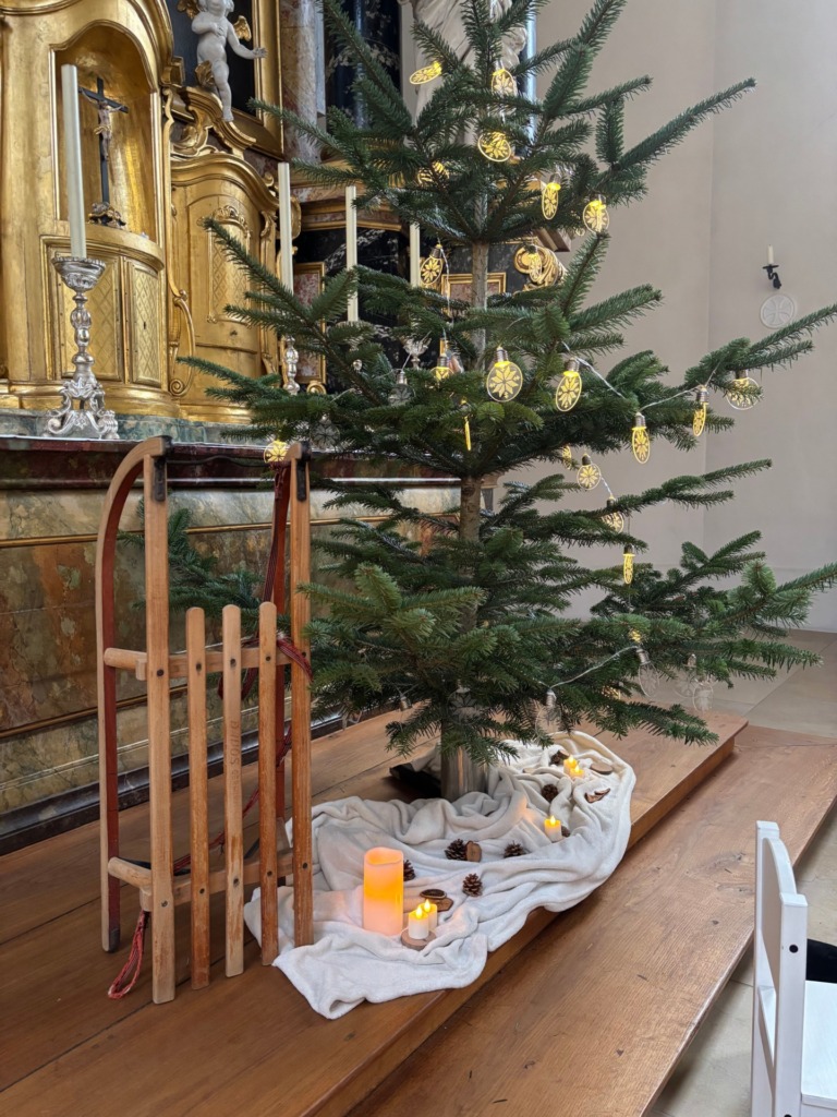 Gschichte-Chischte - Drei kleine Handschuhe - Pfarrei - Kirchgemeinde: St. Michael Kaisten und St. Maria Ittenthal, gehört zum Pastoralraum Region Laufenburg 34