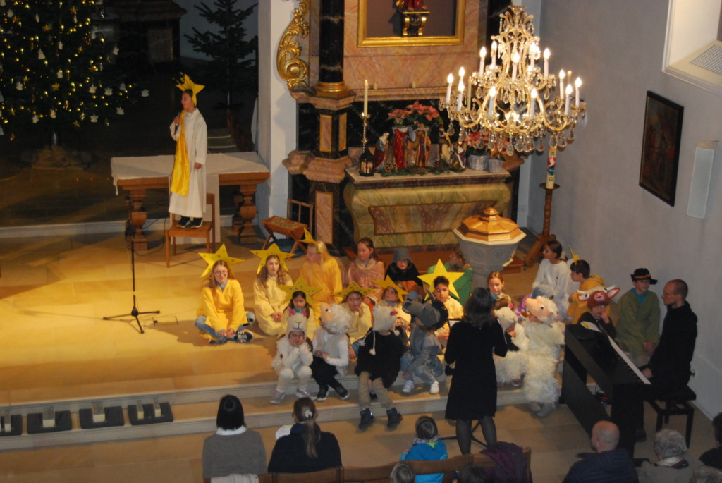 Impressionen Krippenspiel 2025 - Pfarrei - Kirchgemeinde: St. Michael Kaisten und St. Maria Ittenthal, gehört zum Pastoralraum Region Laufenburg 1