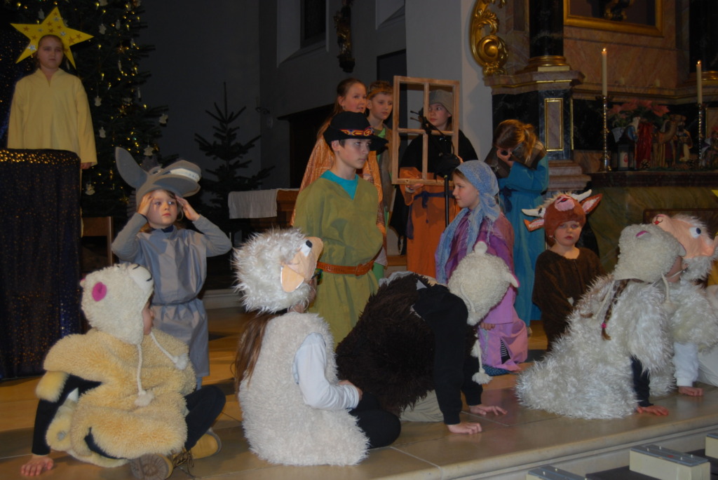Impressionen Krippenspiel 2025 - Pfarrei - Kirchgemeinde: St. Michael Kaisten und St. Maria Ittenthal, gehört zum Pastoralraum Region Laufenburg 7