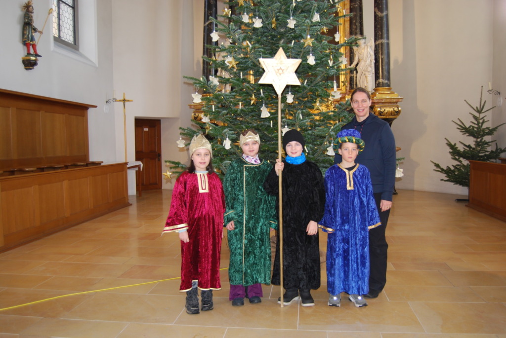 Sternsinger 2025 Kaisten und Ittenthal - Pfarrei - Kirchgemeinde: St. Michael Kaisten und St. Maria Ittenthal, gehört zum Pastoralraum Region Laufenburg 17