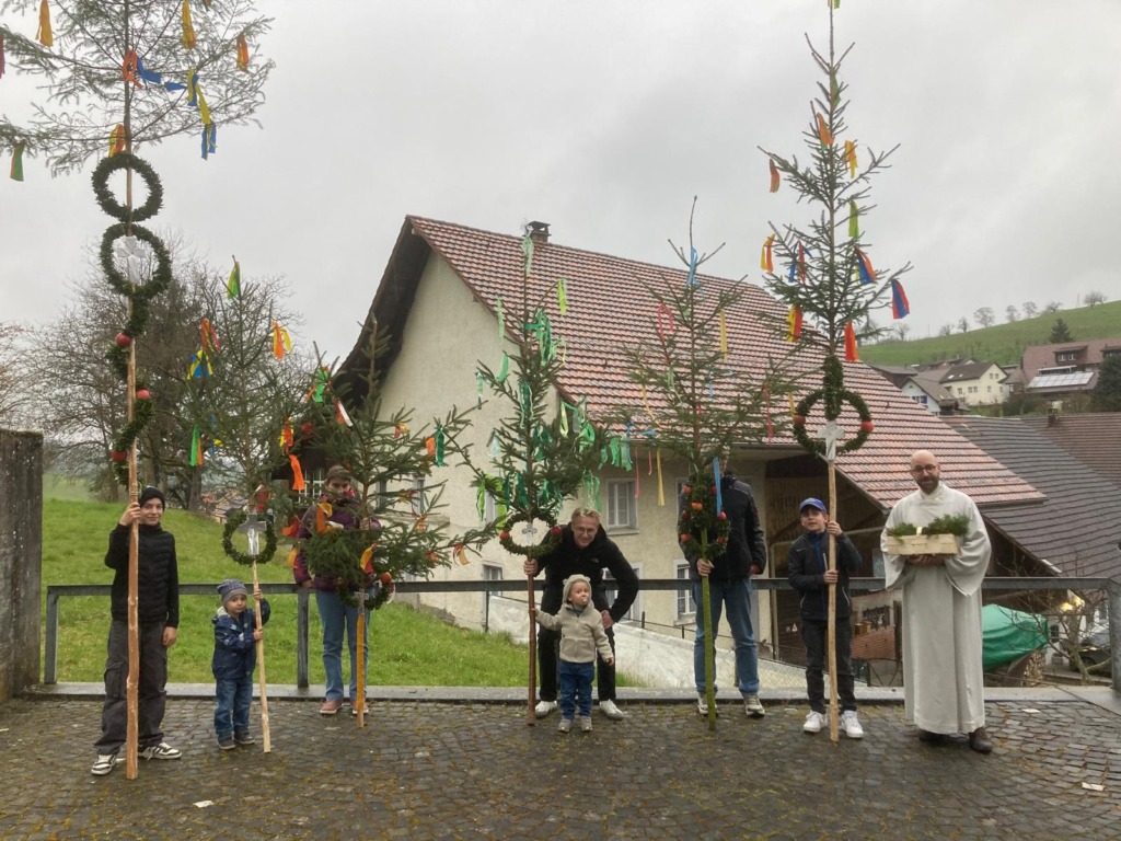 Palmbinden Ittenthal - 29. März 2026 - Pfarrei - Kirchgemeinde: St. Michael Kaisten und St. Maria Ittenthal, gehört zum Pastoralraum Region Laufenburg 1