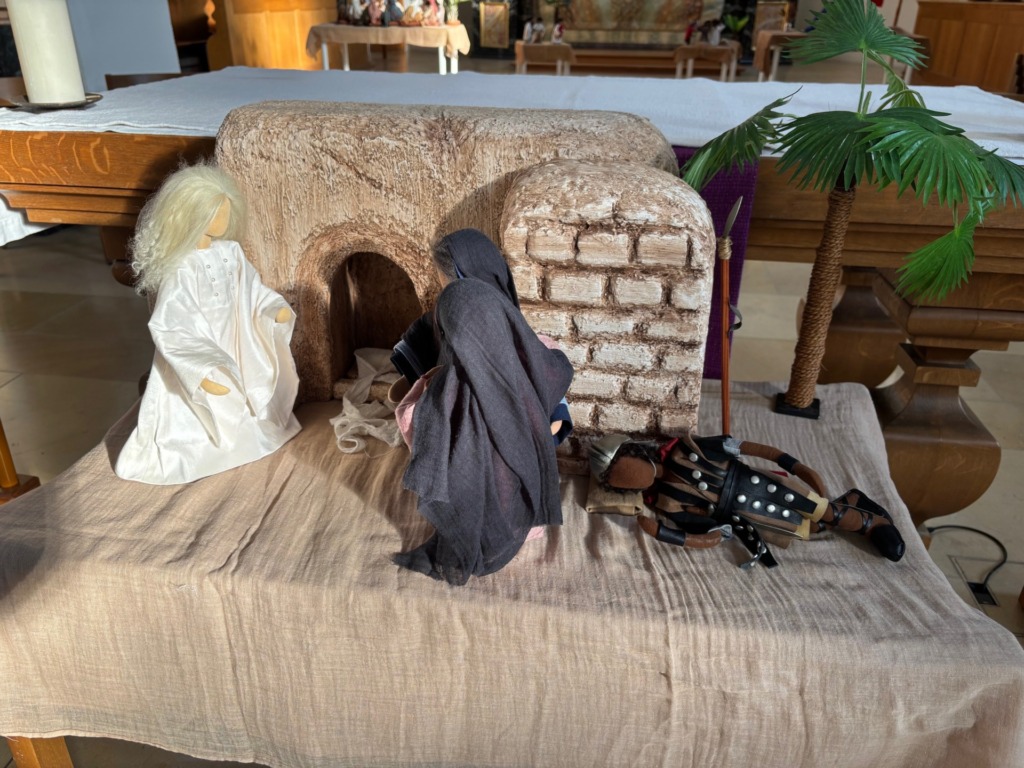 Schwarzenbergfiguren Kirche Kaisten - Pfarrei - Kirchgemeinde: St. Michael Kaisten und St. Maria Ittenthal, gehört zum Pastoralraum Region Laufenburg 1