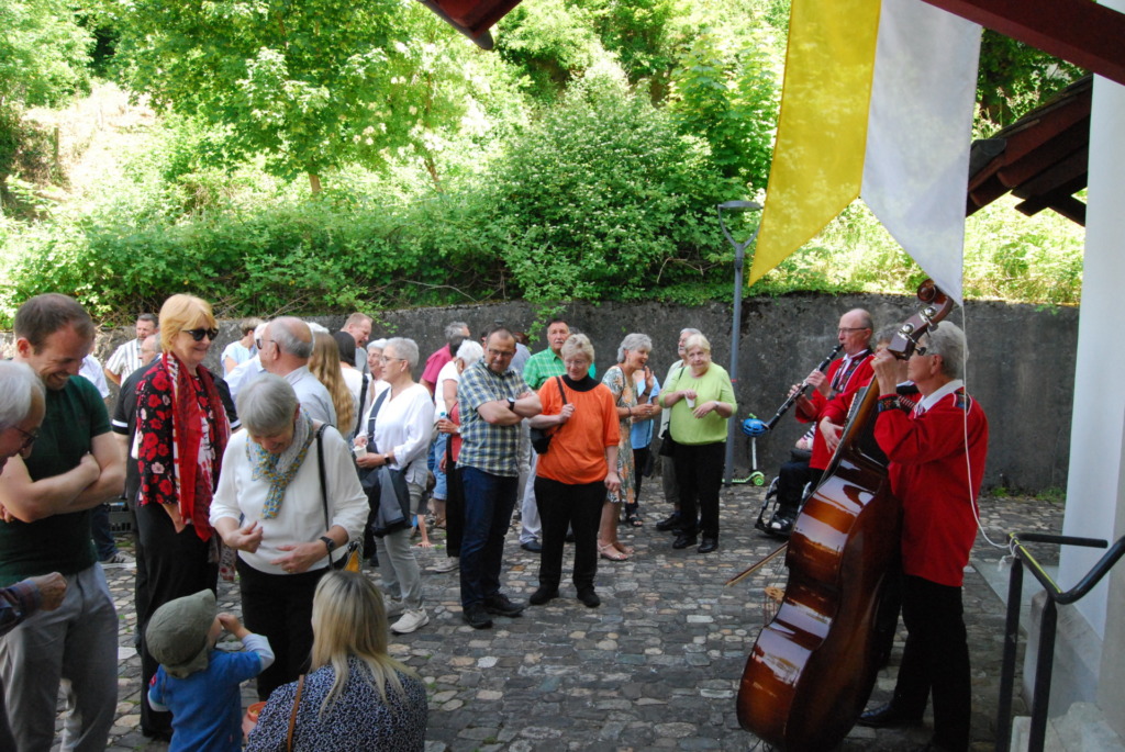 Pfingstgottesdienst - Pfarrei - Kirchgemeinde: St. Michael Kaisten und St. Maria Ittenthal, gehört zum Pastoralraum Region Laufenburg 12