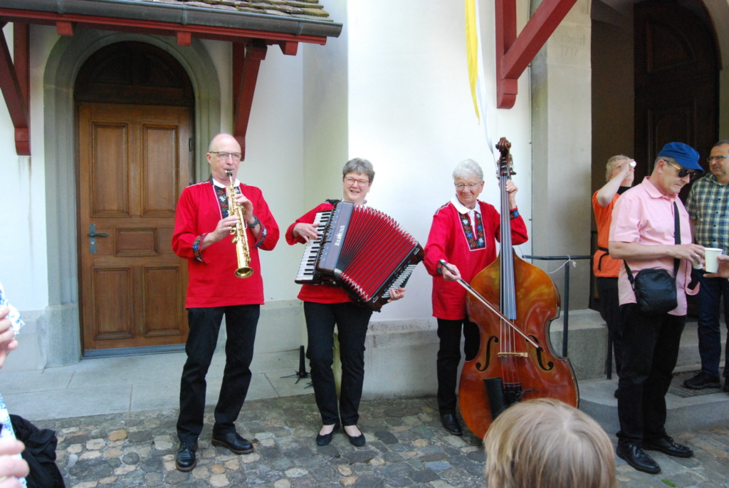 Pfingstgottesdienst - Pfarrei - Kirchgemeinde: St. Michael Kaisten und St. Maria Ittenthal, gehört zum Pastoralraum Region Laufenburg 7