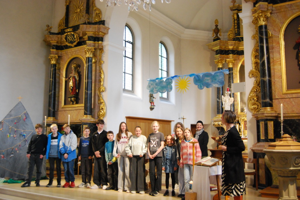 Pokalübergabe Minis - Pfarrei - Kirchgemeinde: St. Michael Kaisten und St. Maria Ittenthal, gehört zum Pastoralraum Region Laufenburg 13